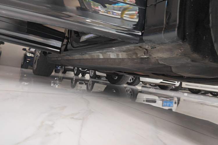 Used Audi Q5L 2020 Updated 40 TFSI Prestige Fashion Edition Right Side Sill