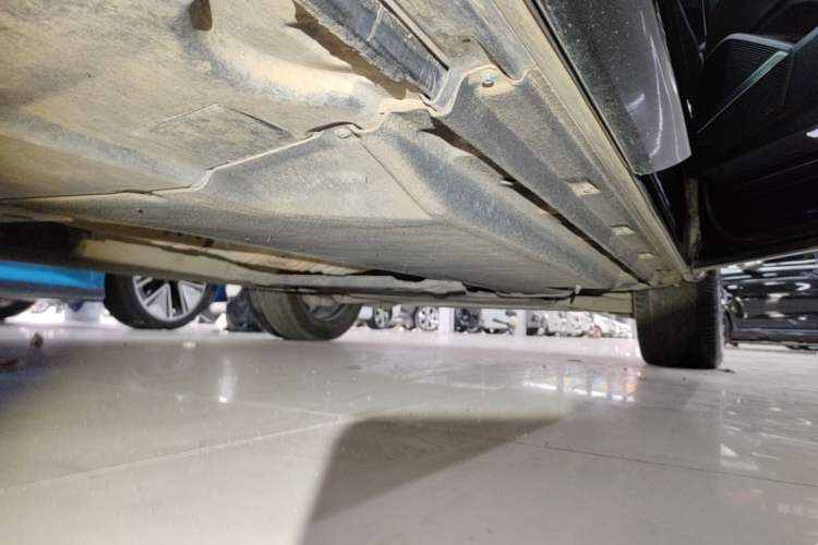 Used Audi Q5L 2020 45 TFSI Prestige Sport Edition Right Side Sill