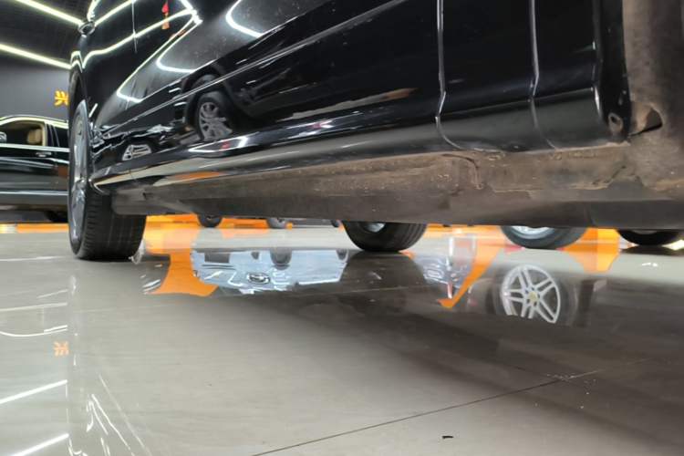 Used Audi Q5L 2020 Updated 40 TFSI Prestige Fashion Edition Right Side Sill