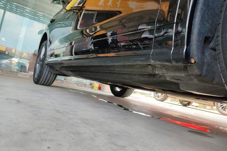 Used Audi Q5L 2020 Updated 40 TFSI Prestige Fashion Edition Right Side Sill