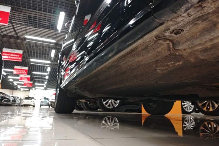 Used Audi Q5L 2020 Updated 40 TFSI Prestige Fashion Edition Right Side Sill