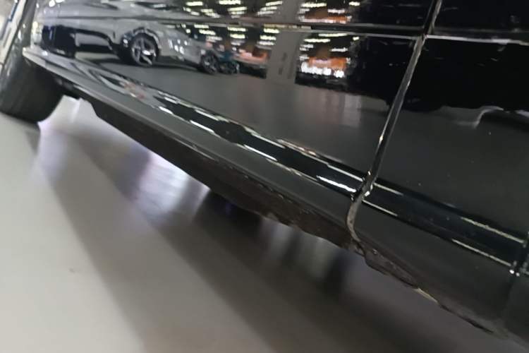 Used Audi Q5L 2020 Updated 40 TFSI Prestige Fashion Edition Right Side Sill