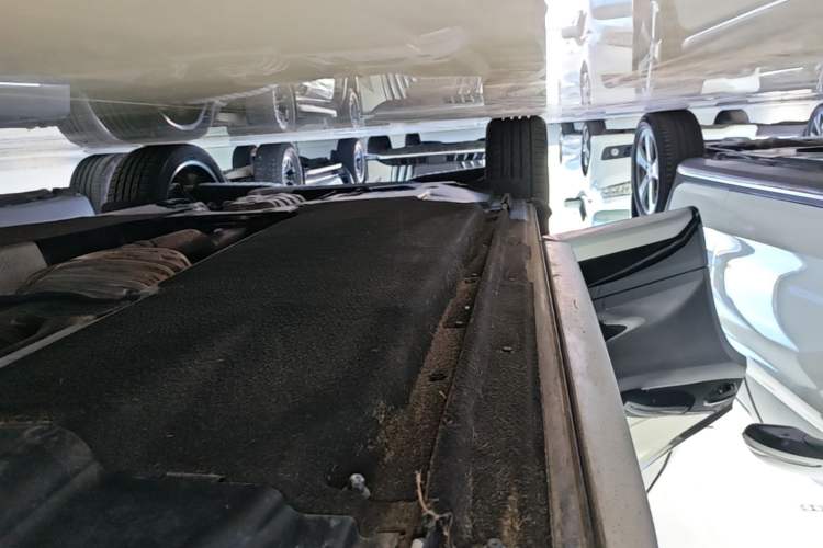 Used Audi Q5L 2020 40 TFSI Prestige Edition Right Side Sill