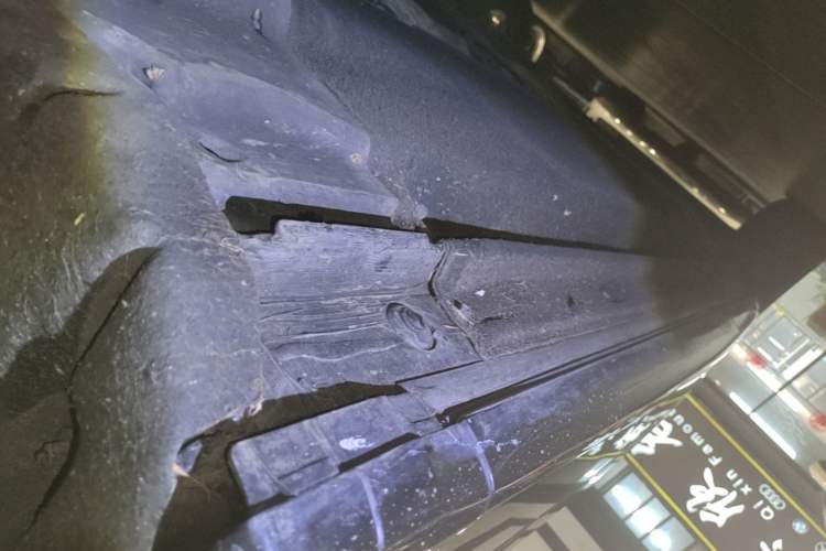 Used Audi Q5L 2020 Updated 40 TFSI Prestige Fashion Edition Right Side Sill