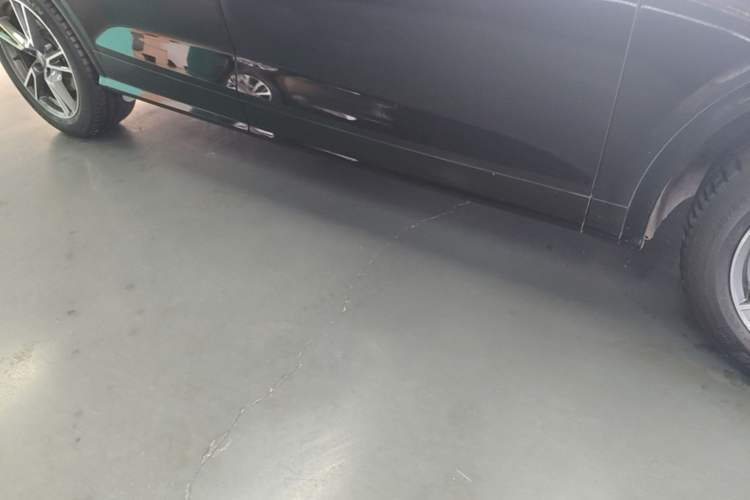 Used Audi Q5L 2020 45 TFSI Prestige Fashion Model Right Side Sill