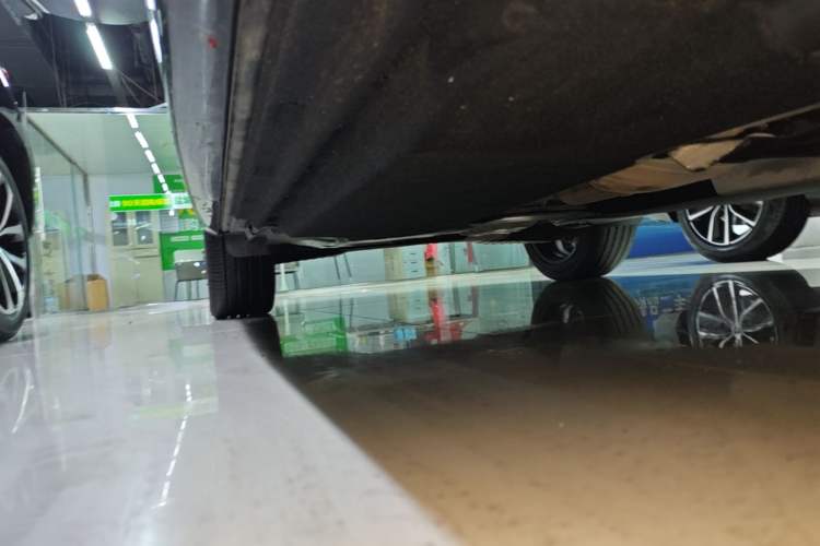 Used Audi Q5L 2020 45 TFSI Prestige Fashion Model Right Side Sill