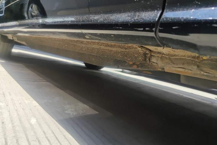 Used Audi Q5L 2020 45 TFSI Prestige Fashion Model Right Side Sill