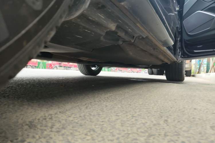 Used Audi Q5L 2020 Updated 40 TFSI Prestige Fashion Edition Right Side Sill