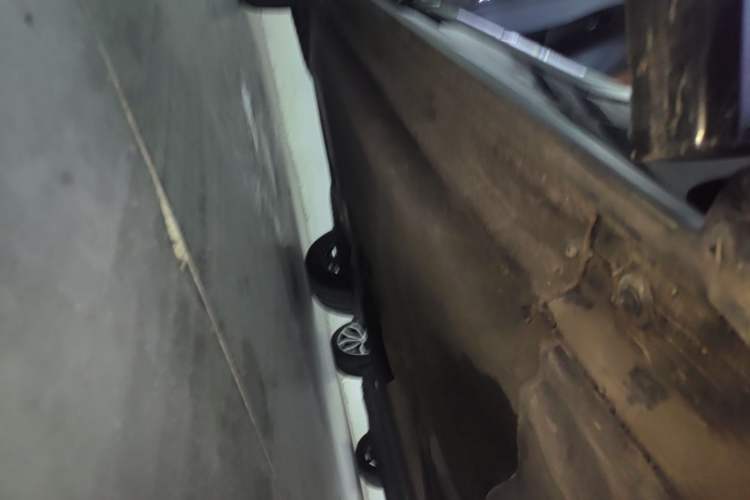 Used Audi Q5L 2020 45 TFSI Prestige Fashion Model Right Side Sill