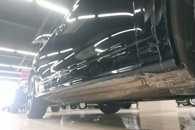 Used Audi Q5L 2020 Updated 40 TFSI Prestige Fashion Edition Right Side Sill