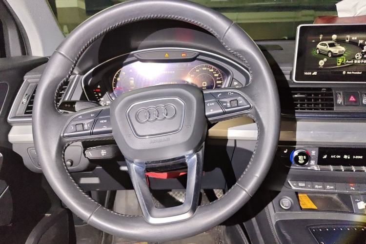 Used Audi Q5L 2020 40 TFSI Prestige Fashion Edition Steering Wheel