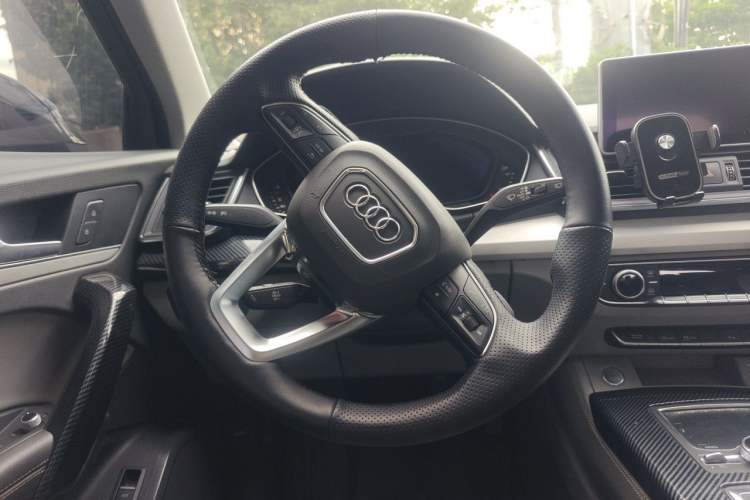 Used Audi Q5L 2020 40 TFSI Prestige Fashion Edition Steering Wheel