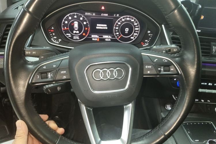 Used Audi Q5L 2020 45 TFSI Prestige Fashion Model Steering Wheel