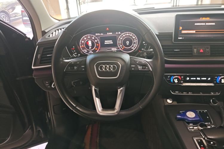 Used Audi Q5L 2020 Updated 40 TFSI Prestige Fashion Edition Steering Wheel
