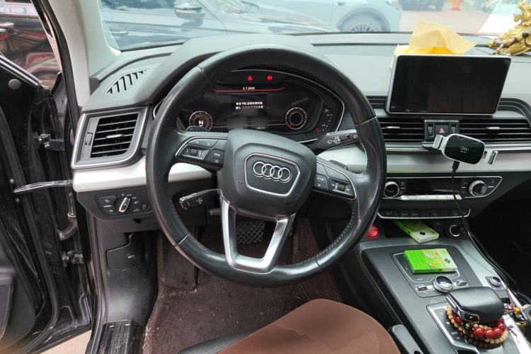 Used Audi Q5L 2020 40 TFSI Prestige Fashion Edition Steering Wheel