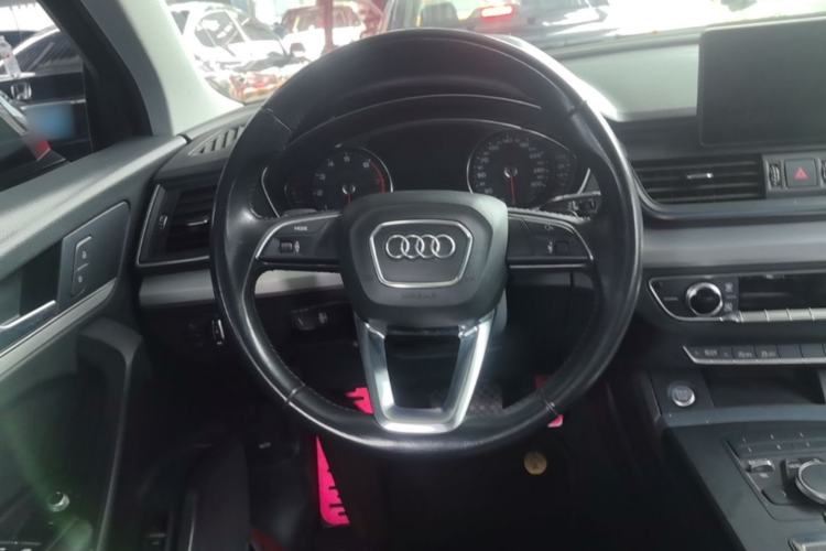 Used Audi Q5L 2020 40 TFSI Prestige Edition Steering Wheel