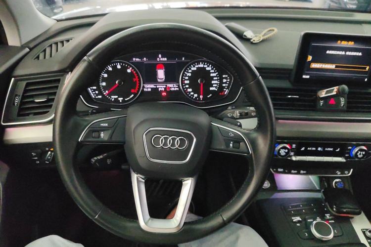 Used Audi Q5L 2020 Revised 40 TFSI Prestige Edition Steering Wheel