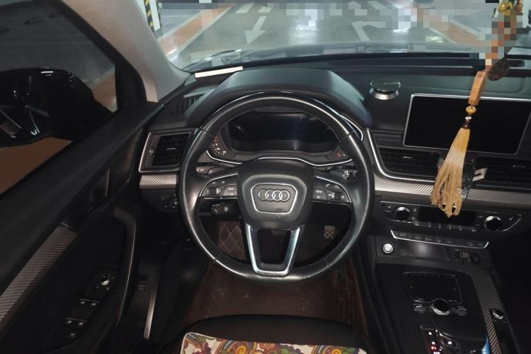Used Audi Q5L 2020 45 TFSI Prestige Fashion Model Steering Wheel
