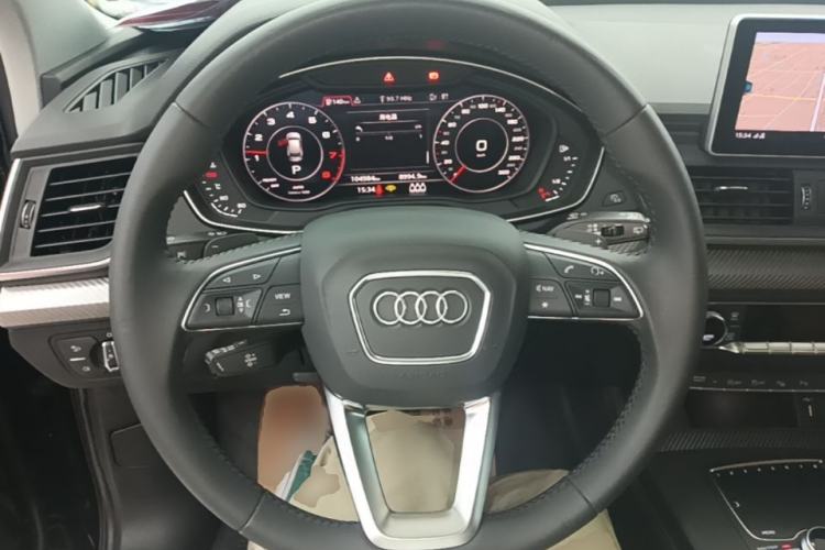 Used Audi Q5L 2020 45 TFSI Prestige Fashion Model Steering Wheel