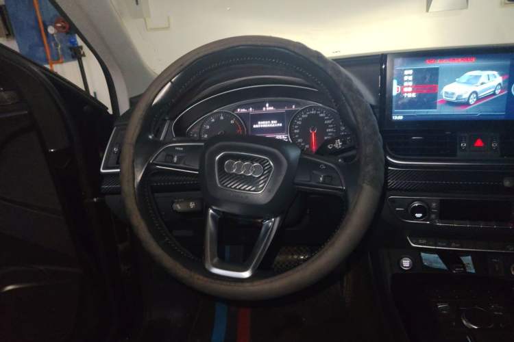 Used Audi Q5L 2020 Revised 40 TFSI Prestige Edition Steering Wheel