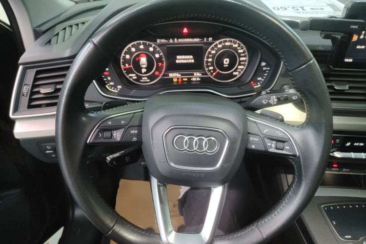 Used Audi Q5L 2020 Updated 40 TFSI Prestige Fashion Edition Steering Wheel