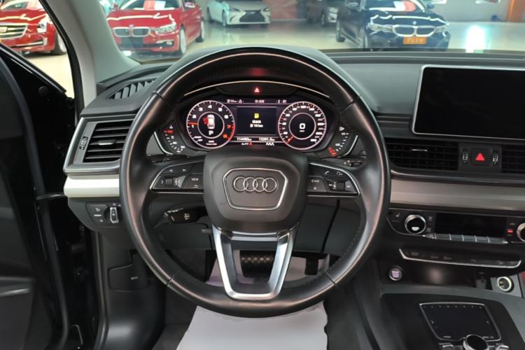 Used Audi Q5L 2020 Updated 40 TFSI Prestige Fashion Edition Steering Wheel