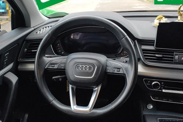 Used Audi Q5L 2020 Updated 40 TFSI Prestige Fashion Edition Steering Wheel