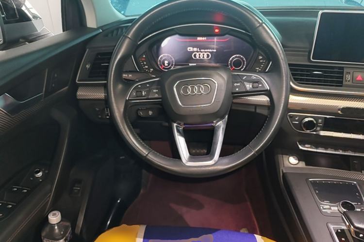 Used Audi Q5L 2020 45 TFSI Prestige Fashion Model Steering Wheel
