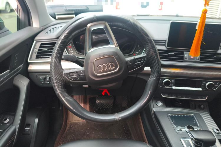 Used Audi Q5L 2020 45 TFSI Prestige Fashion Model Steering Wheel