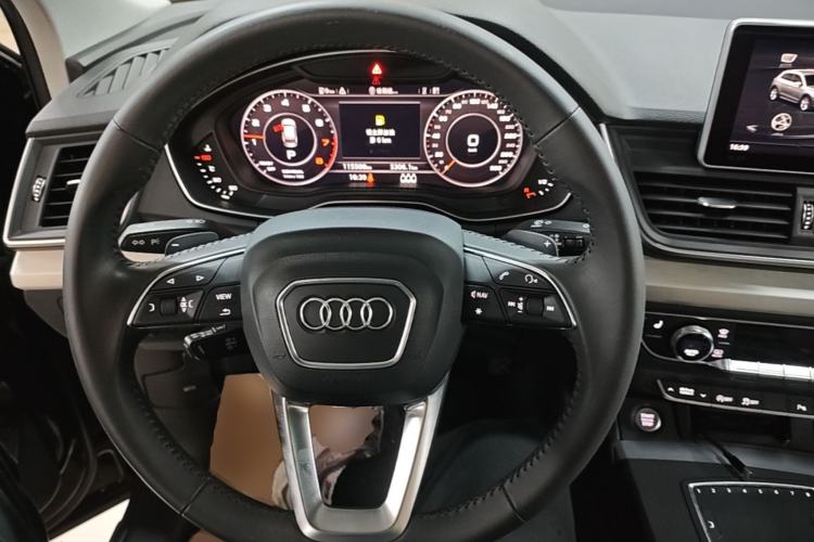 Used Audi Q5L 2020 Updated 40 TFSI Prestige Fashion Edition Steering Wheel