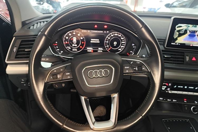 Used Audi Q5L 2020 Updated 40 TFSI Prestige Fashion Edition Steering Wheel