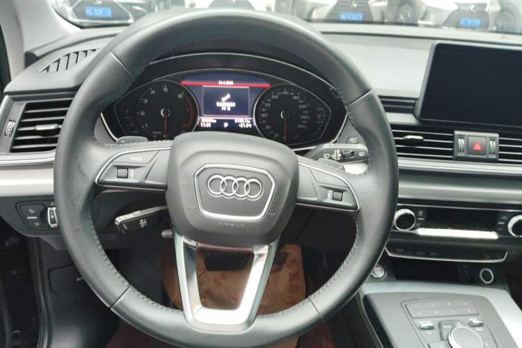 Used Audi Q5L 2020 Revised 40 TFSI Prestige Edition Steering Wheel