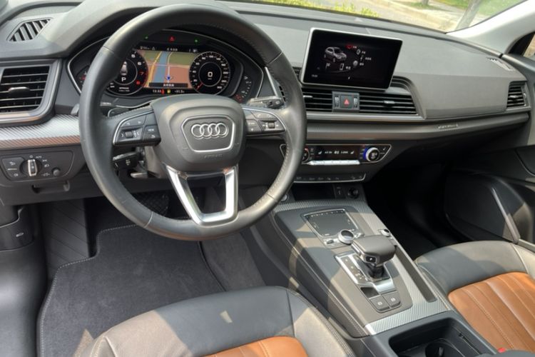 Used Audi Q5L 2020 45 TFSI Prestige Fashion Model Steering Wheel