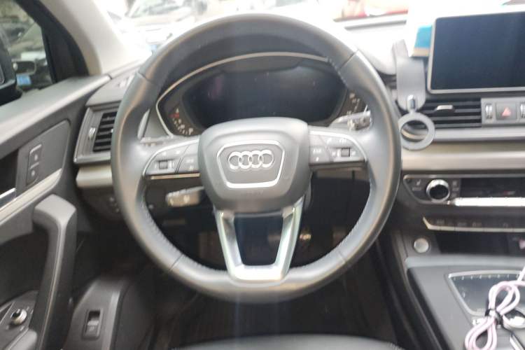 Used Audi Q5L 2020 40 TFSI Prestige Fashion Edition Steering Wheel