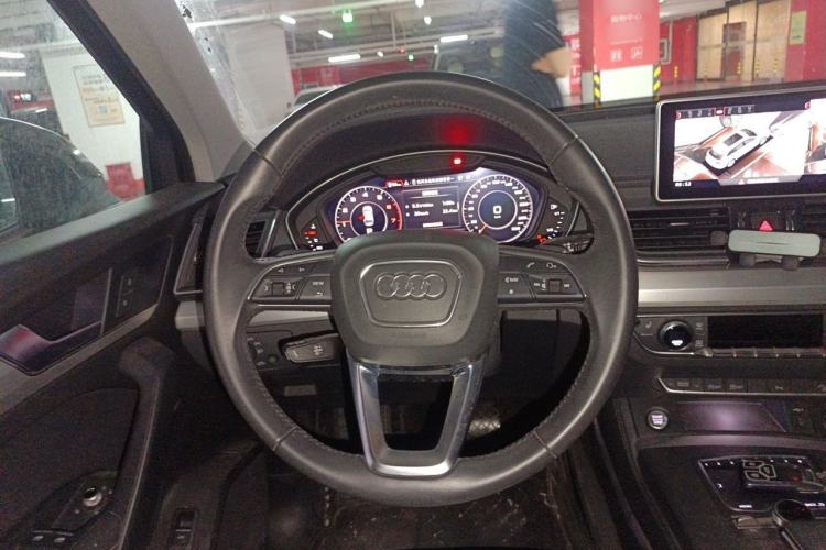 Used Audi Q5L 2020 40 TFSI Prestige Fashion Edition Steering Wheel