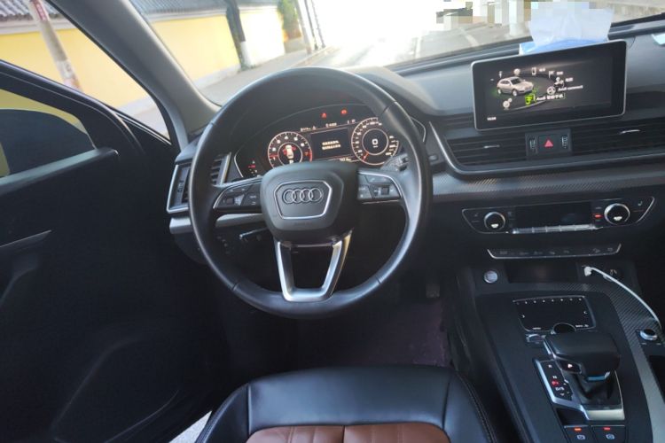Used Audi Q5L 2020 45 TFSI Prestige Fashion Model Steering Wheel
