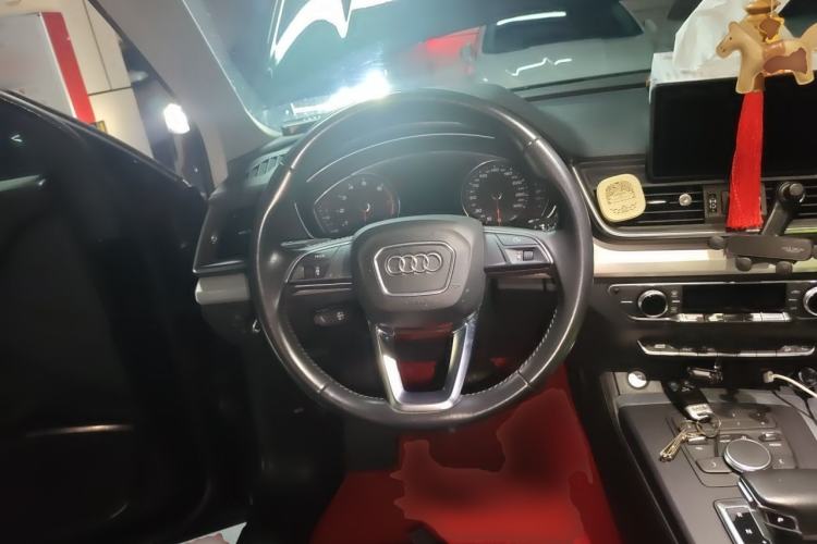 Used Audi Q5L 2020 40 TFSI Prestige Edition Steering Wheel