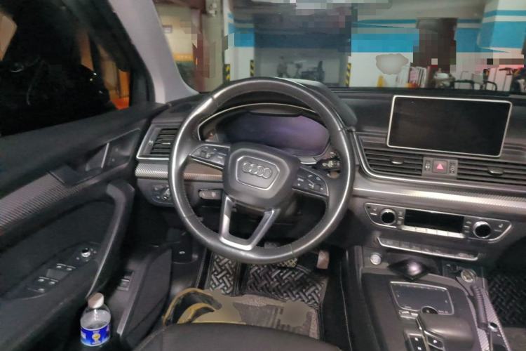 Used Audi Q5L 2020 45 TFSI Prestige Fashion Model Steering Wheel