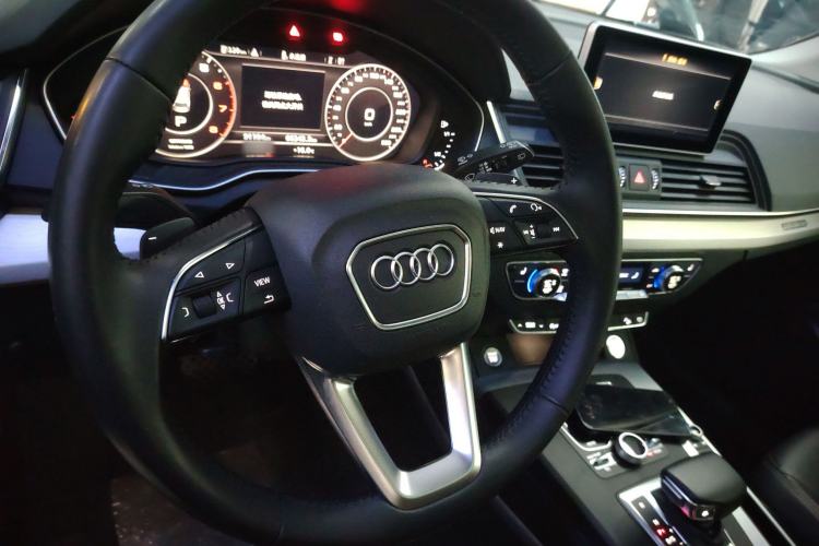 Used Audi Q5L 2020 40 TFSI Prestige Fashion Edition Steering Wheel
