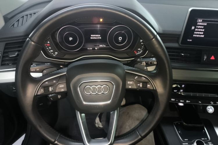 Used Audi Q5L 2020 Updated 40 TFSI Prestige Fashion Edition Steering Wheel