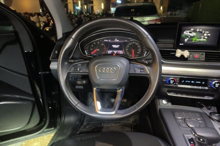 Used Audi Q5L 2020 40 TFSI Prestige Edition Steering Wheel