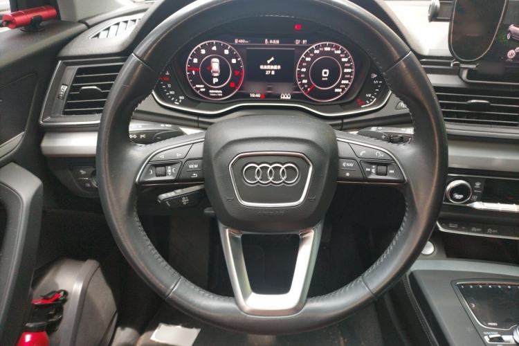 Used Audi Q5L 2020 Updated 40 TFSI Prestige Fashion Edition Steering Wheel