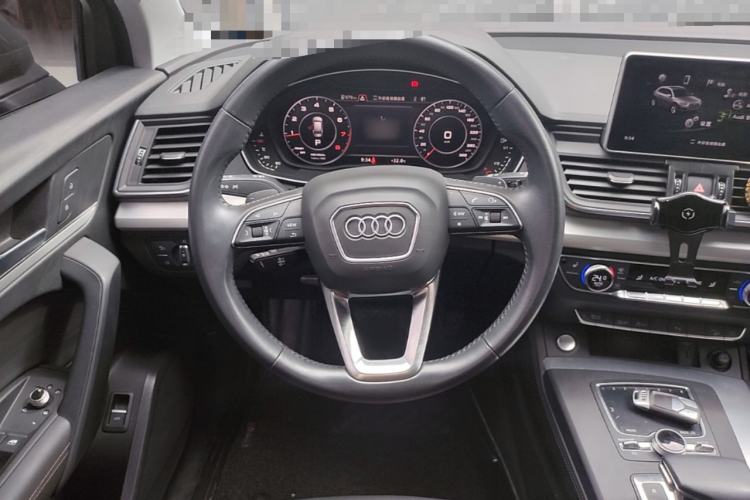 Used Audi Q5L 2020 Updated 40 TFSI Prestige Fashion Edition Steering Wheel