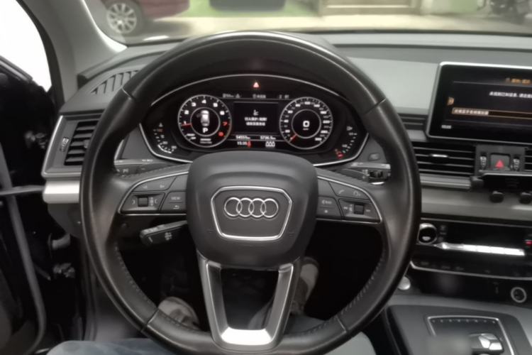 Used Audi Q5L 2020 Updated 40 TFSI Prestige Fashion Edition Steering Wheel