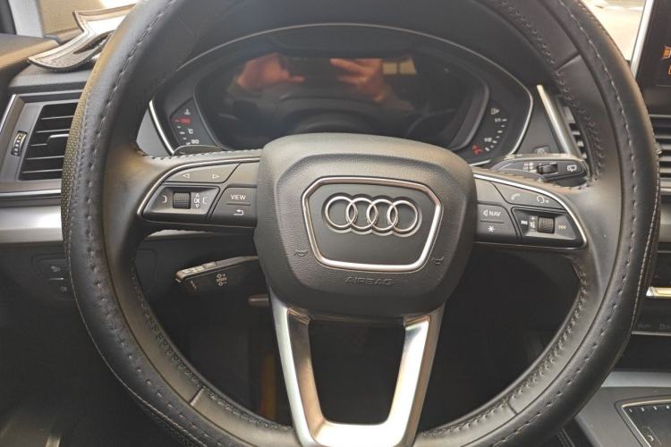 Used Audi Q5L 2020 40 TFSI Prestige Fashion Edition Steering Wheel