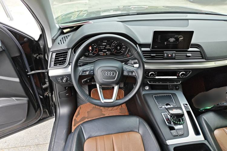 Used Audi Q5L 2020 40 TFSI Prestige Fashion Edition Steering Wheel
