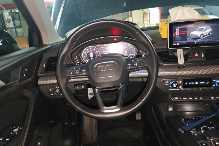 Used Audi Q5L 2020 45 TFSI Prestige Fashion Model Steering Wheel