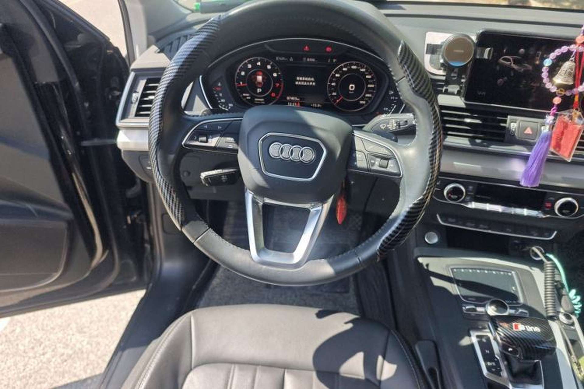 Used Audi Q5L 2020 Updated 40 TFSI Prestige Fashion Edition Steering Wheel