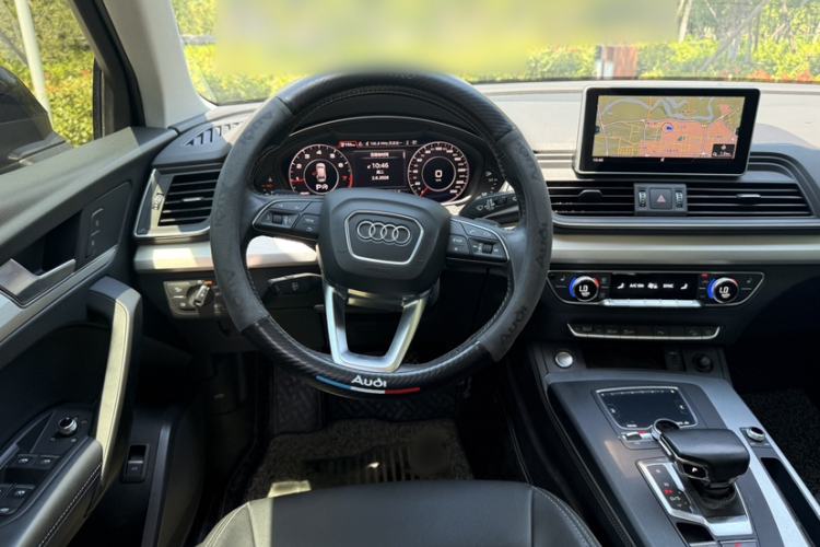 Used Audi Q5L 2020 Updated 40 TFSI Prestige Fashion Edition Steering Wheel