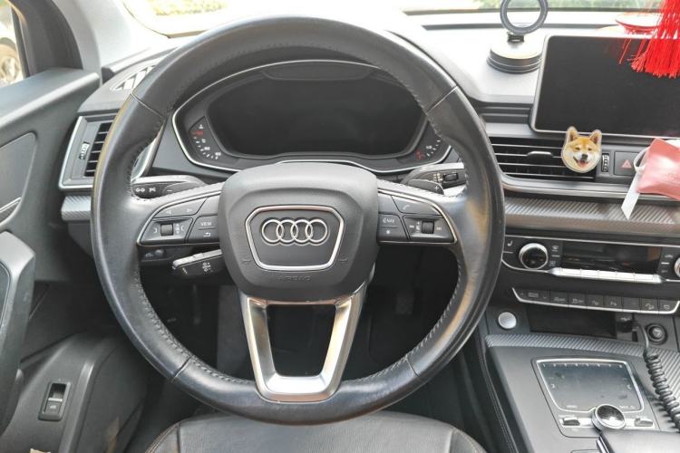 Used Audi Q5L 2020 45 TFSI Prestige Fashion Model Steering Wheel